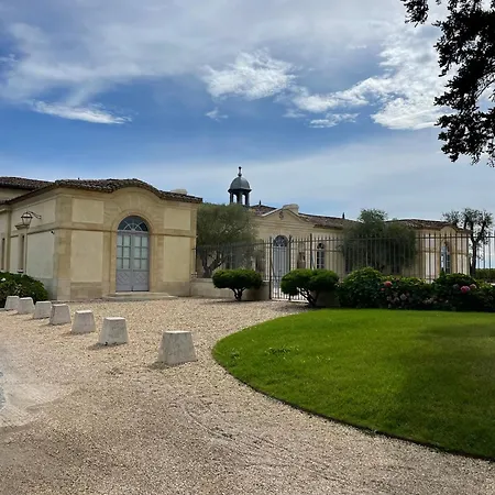Holiday home Logis Lavergne Saint-emilion Neac